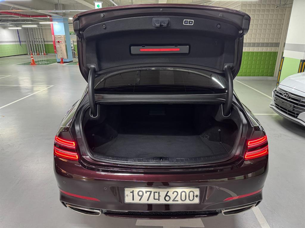 Genesis G80 - Vista 7