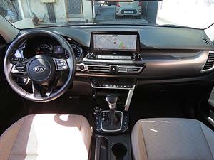 KIA Seltos - Vista 10