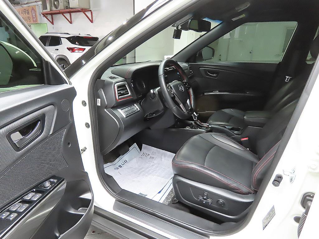 Ssangyong Tivoli 2021 Blanco - Importación desde Corea - HF Imports Iquique - Foto 13