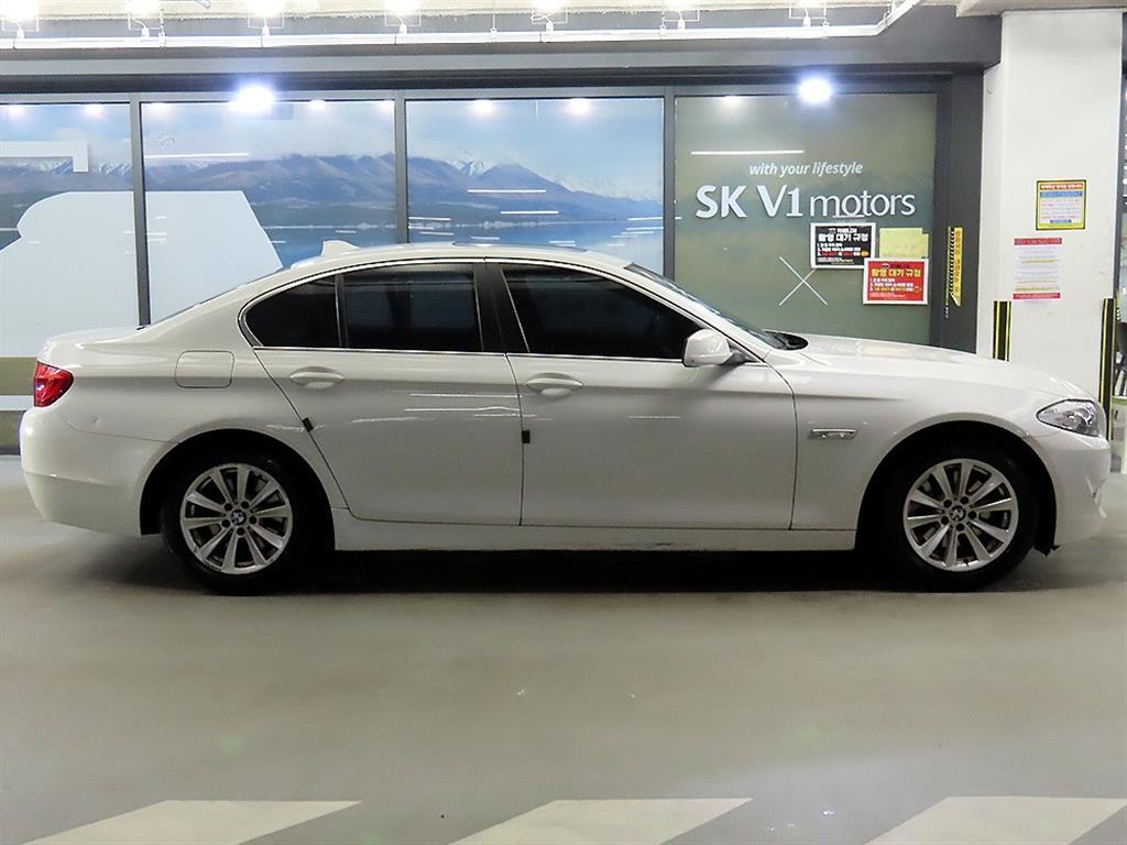 BMW 5 Series - Vista 3