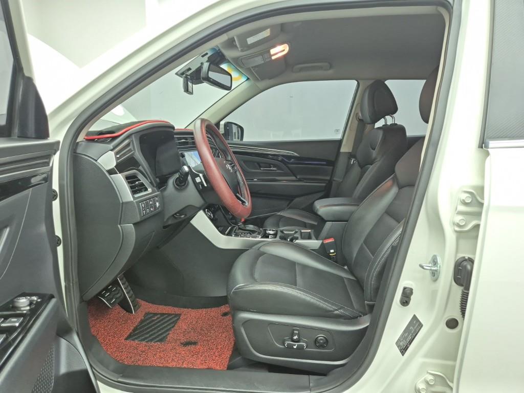 Ssangyong Korando - Vista 11