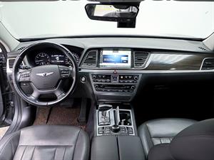 Genesis G80 - Vista 10