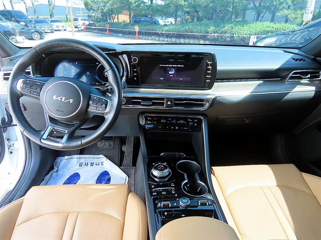 KIA K5 - Vista 7