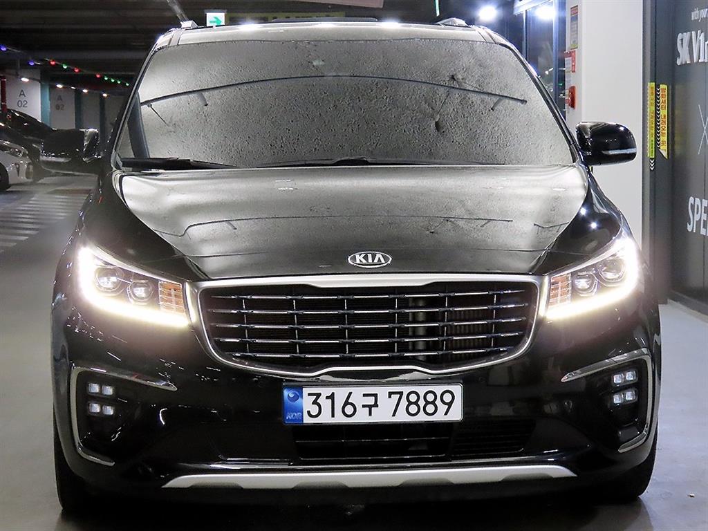 KIA Carnival - Vista 2