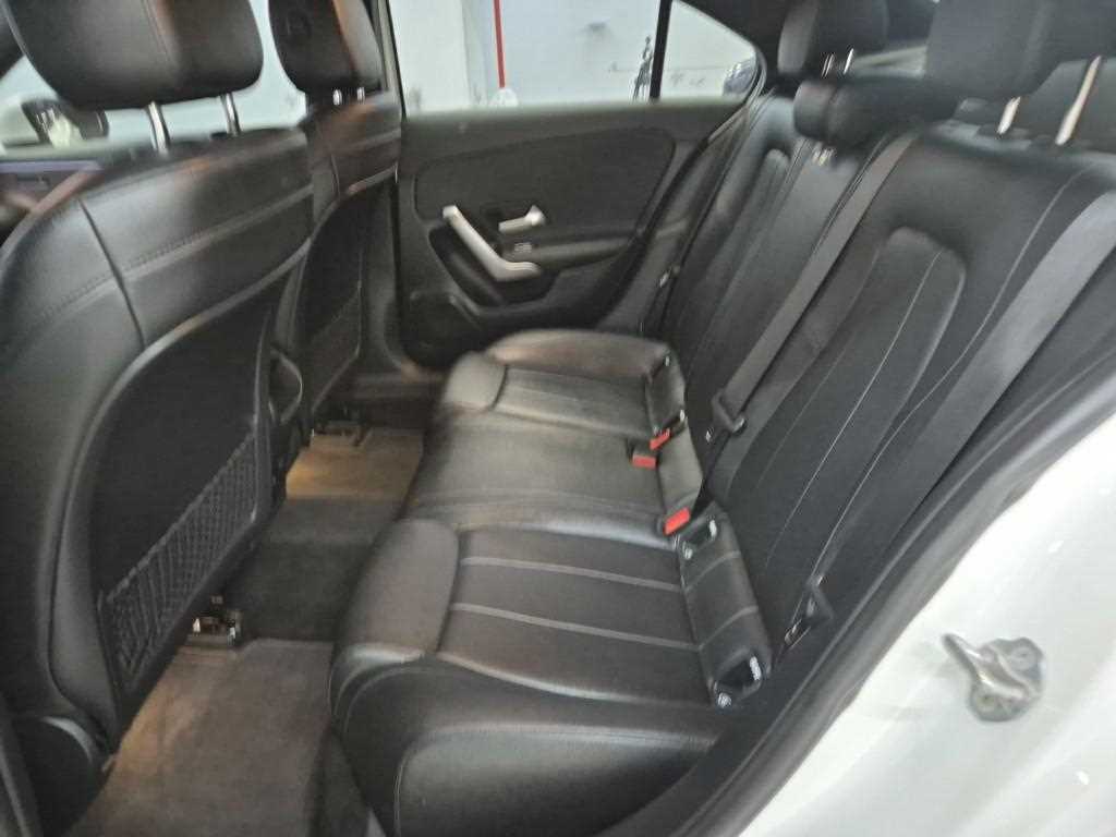 Mercedes Benz A Class - Vista 12