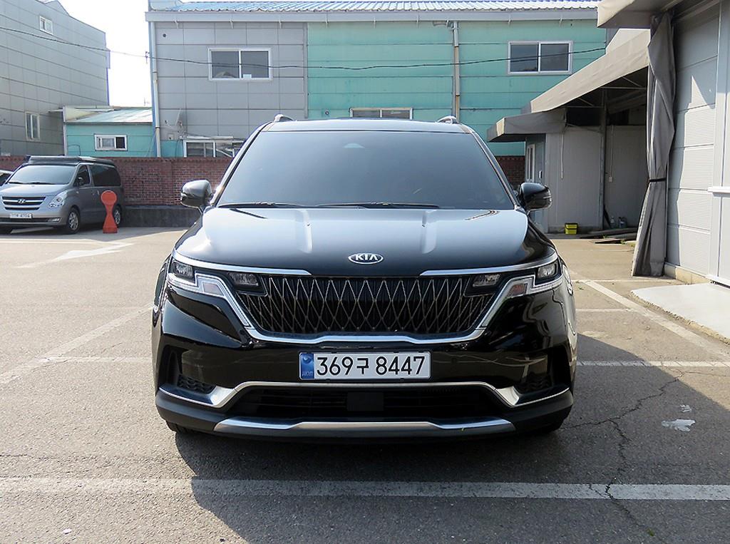 KIA Carnival 2021 Negro - Importación desde Corea - HF Imports Iquique - Foto 1