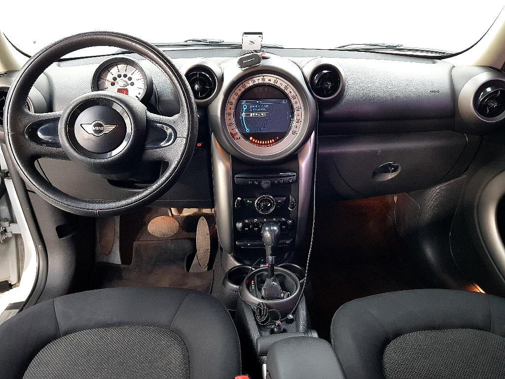 Mini Countryman - Vista 5