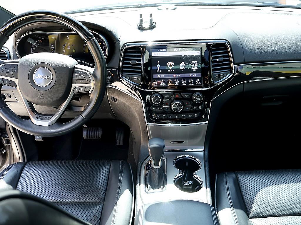 Jeep Cherokee - Vista 9
