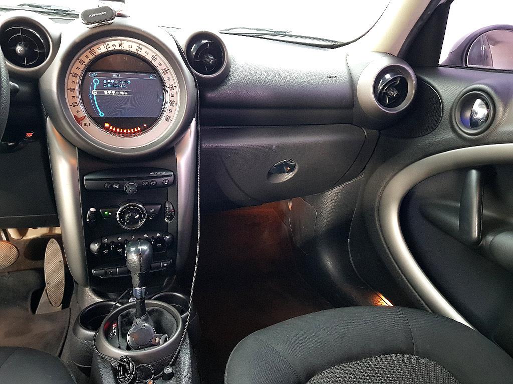 Mini Countryman - Vista 9