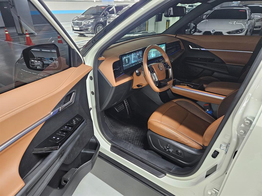 Ssangyong Torres - Vista 9
