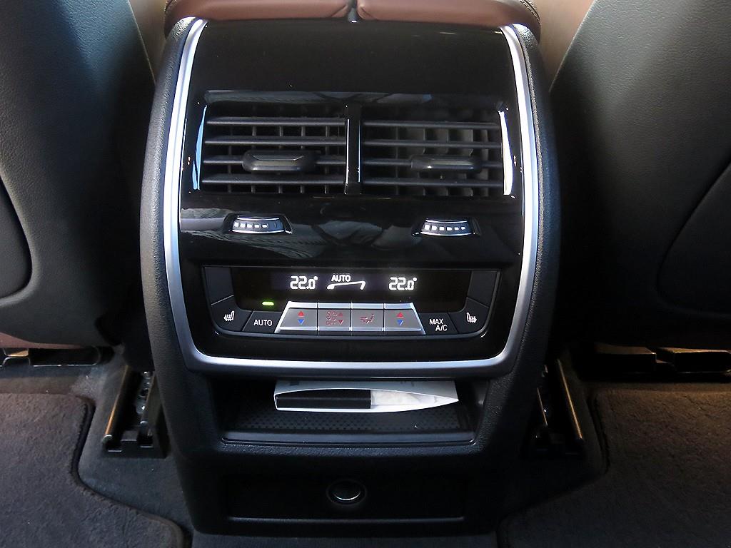 BMW X5 - Vista 8