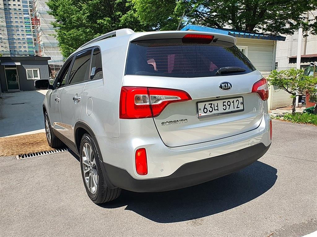 KIA Sorento - Vista 6