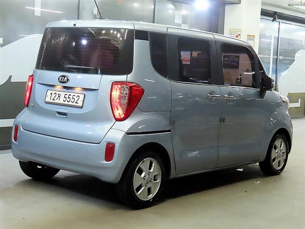 KIA Ray - Vista 4