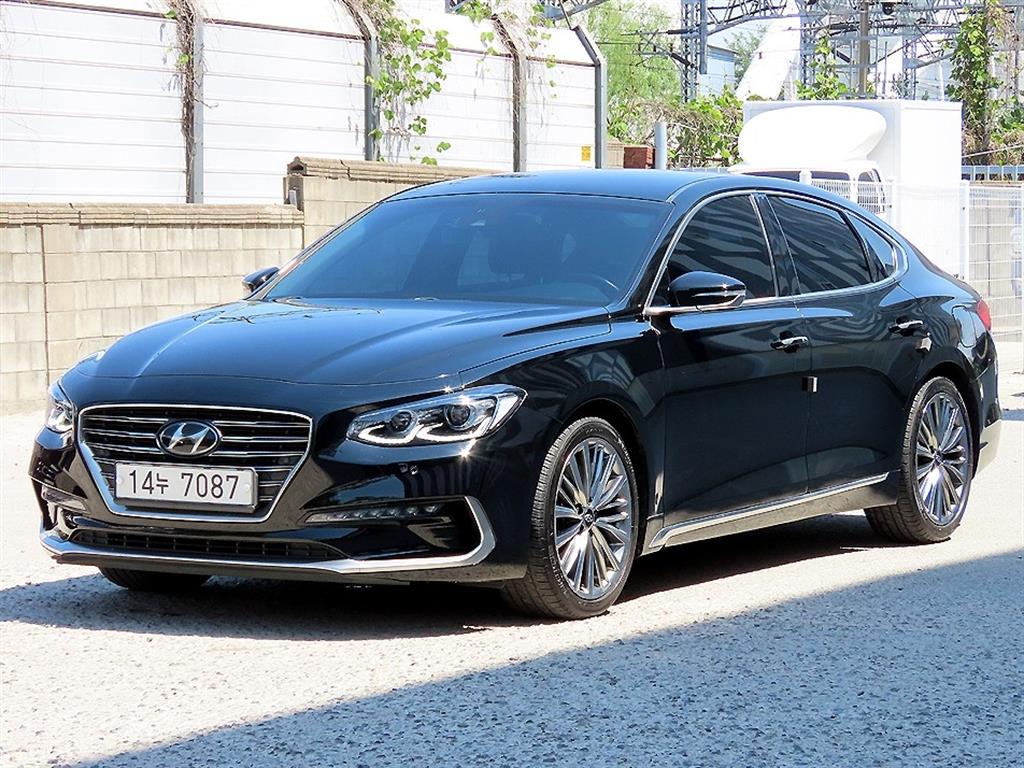 HYUNDAI Grandeur - Vista 2