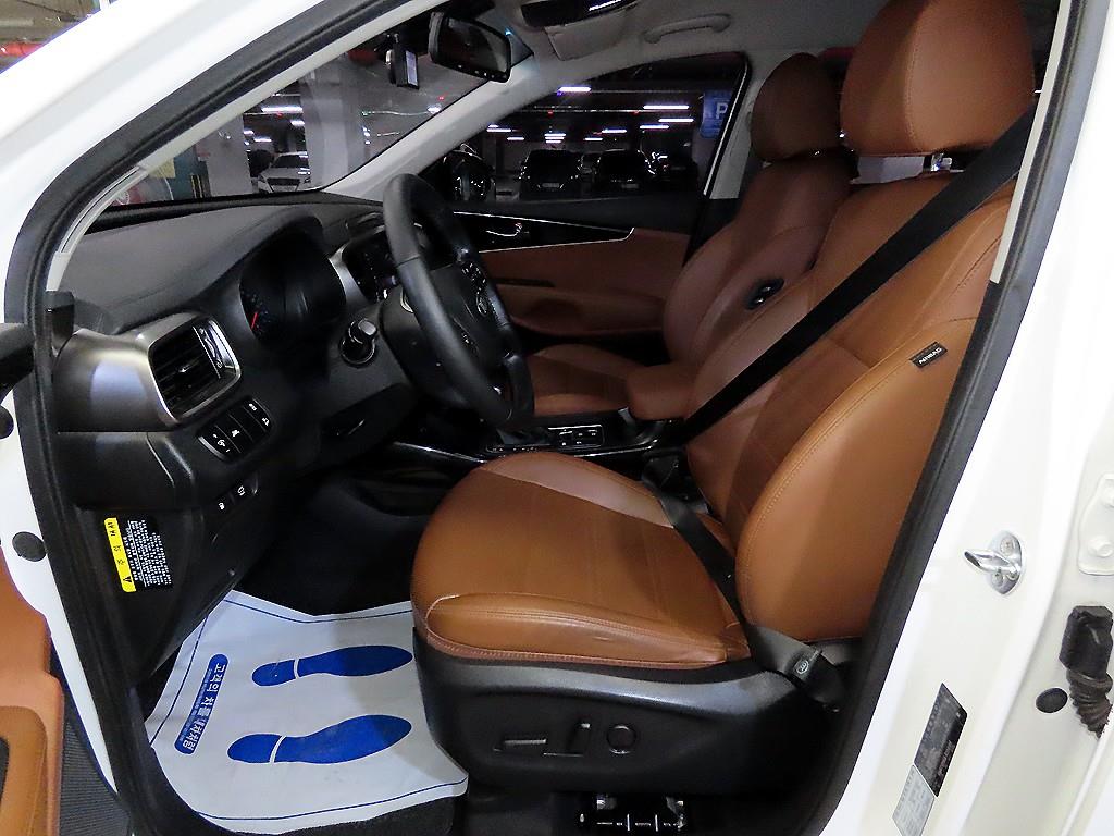 KIA Sorento - Vista 6