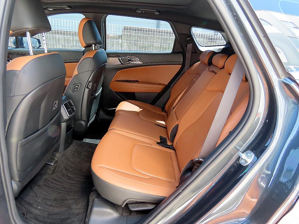 KIA Sportage - Vista 6