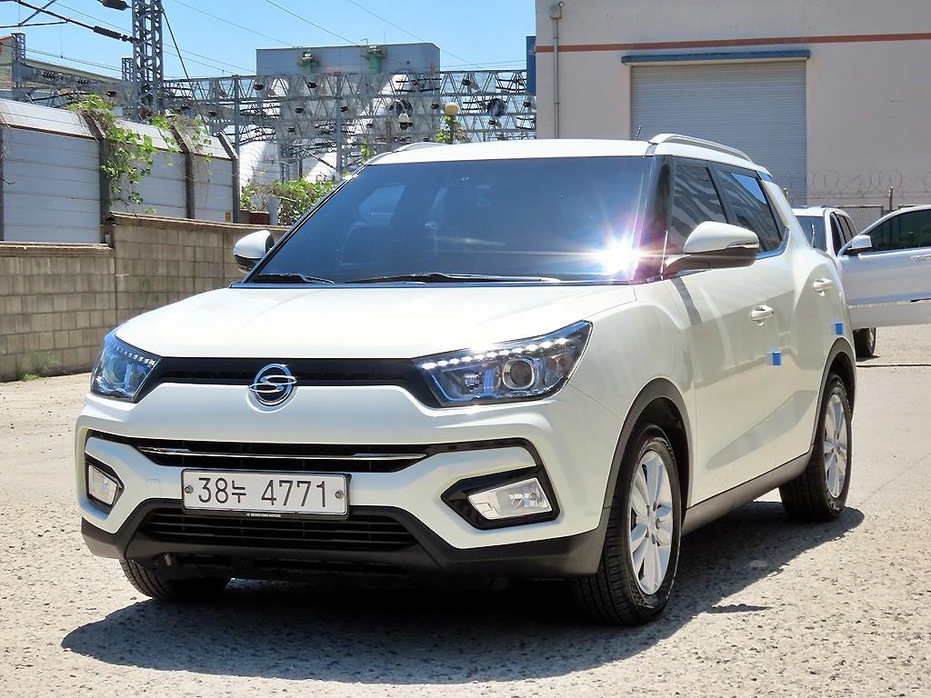 Ssangyong Tivoli - Vista 2