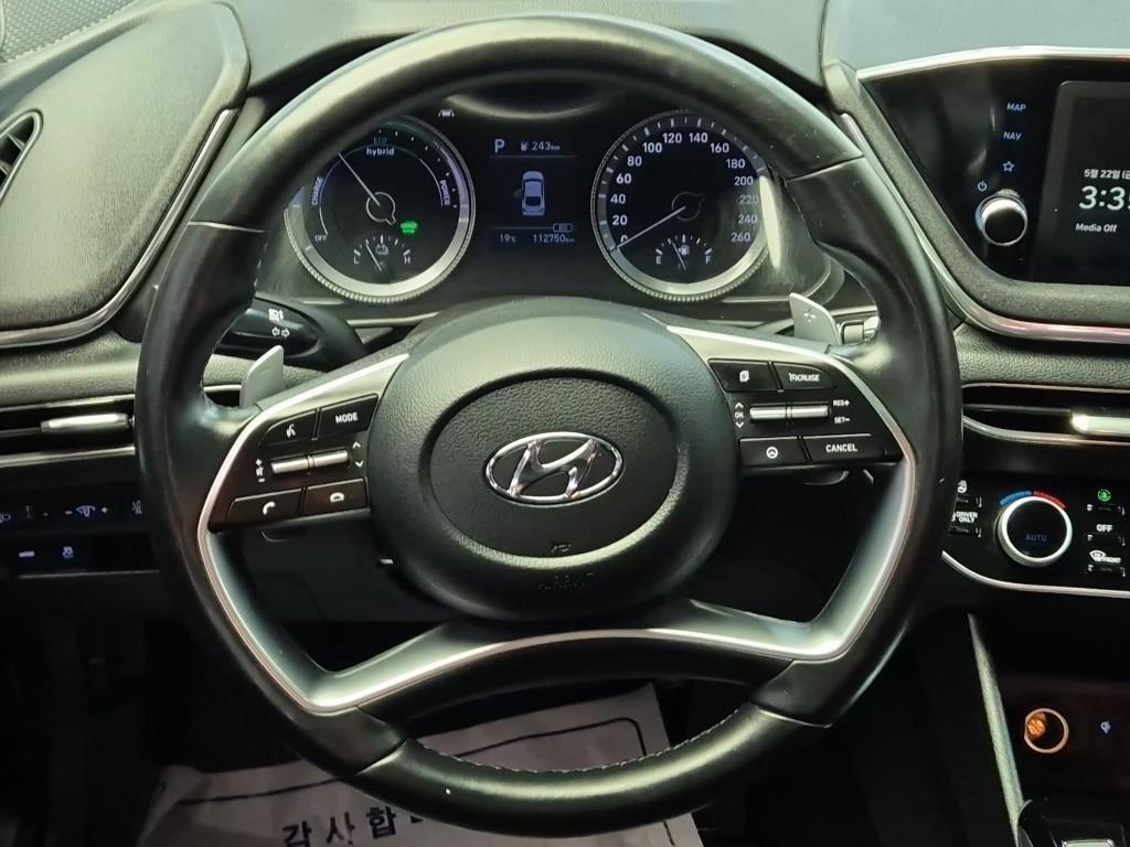 HYUNDAI Sonata - Vista 9