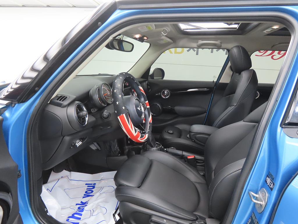 Mini Cooper - Vista 5
