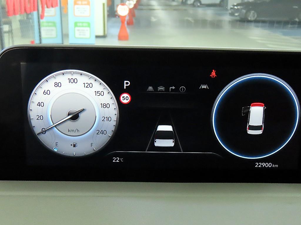 HYUNDAI Staria - Vista 10
