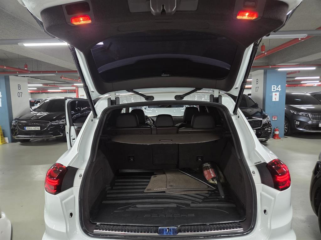Porsche Cayenne 2013 Blanco - Importación desde Corea - HF Imports Iquique - Foto 16
