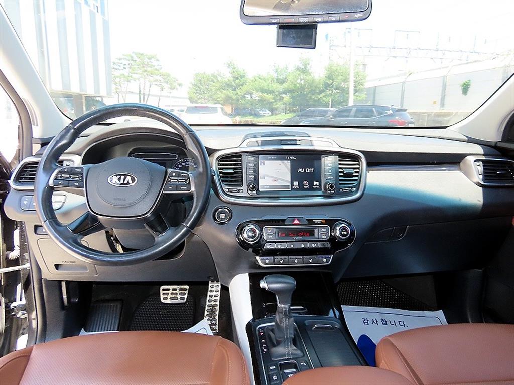 KIA Sorento - Vista 7