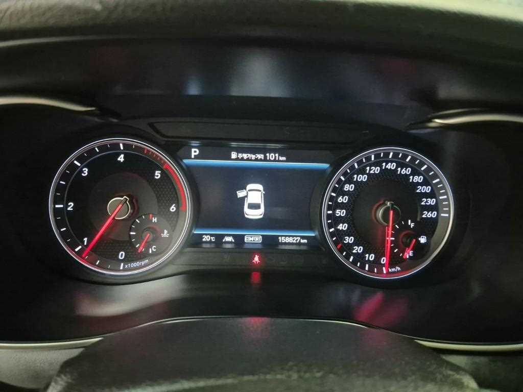 Genesis G70 - Vista 6