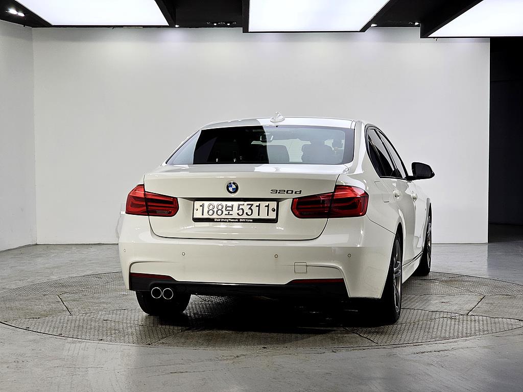 BMW 3 series - Vista 3