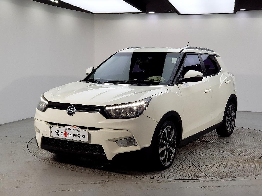 Ssangyong Tivoli 2016 Blanco - Importación desde Corea - HF Imports Iquique - Foto 1