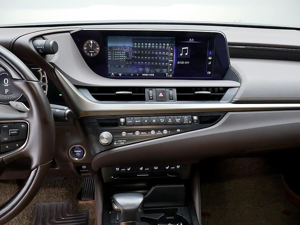 Lexus ES 2021 Gris - Importación desde Corea - HF Imports Iquique - Foto 9