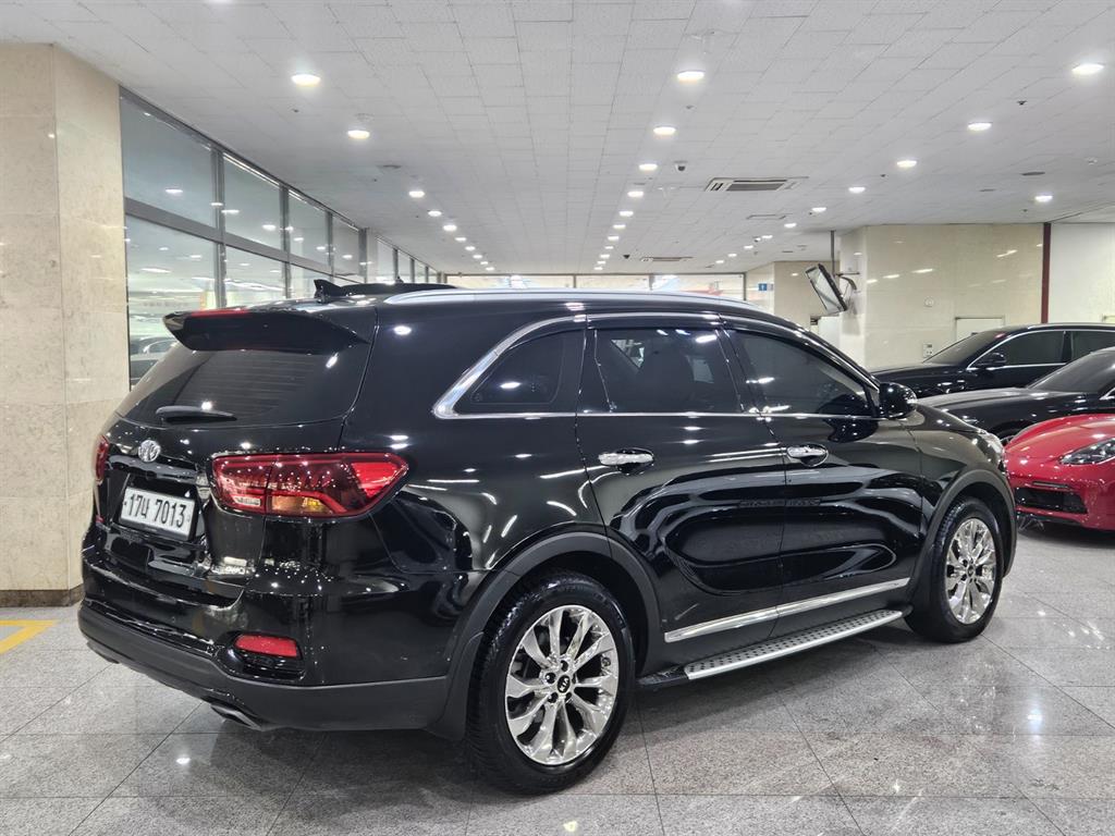 KIA Sorento - Vista 3