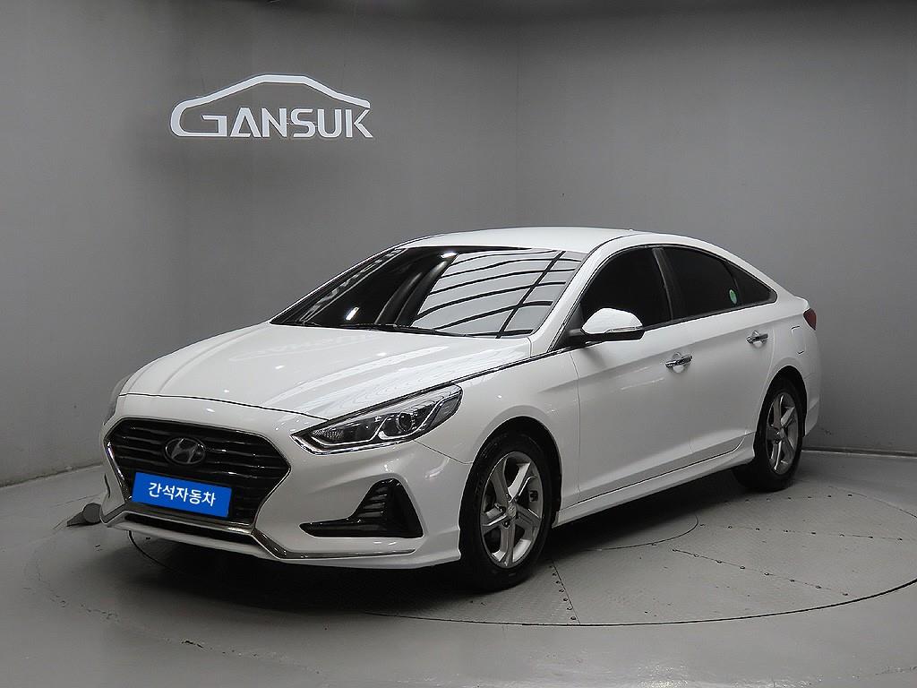 HYUNDAI Sonata - Vista 3