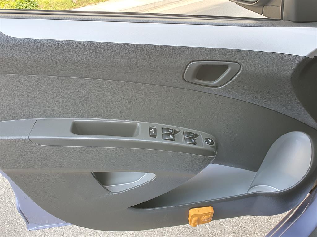 Chevrolet Spark - Vista 12