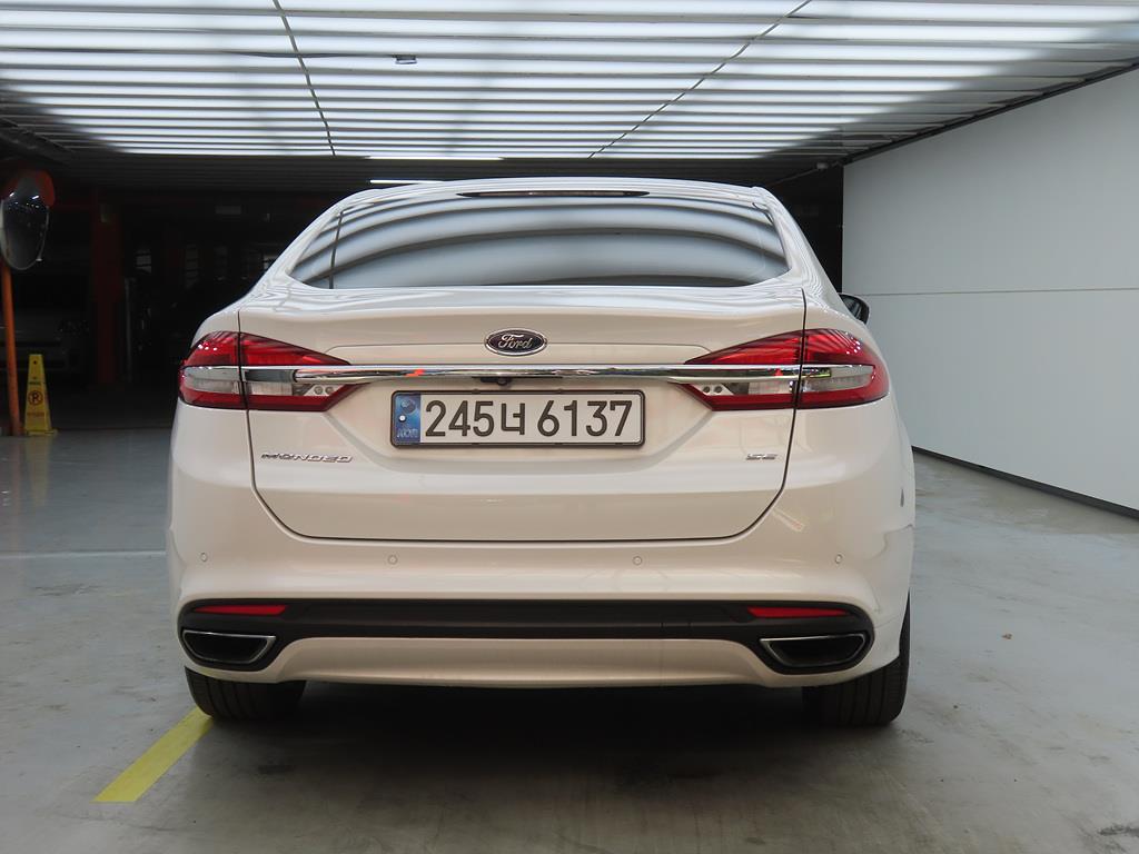 Ford Mondeo - Vista 3