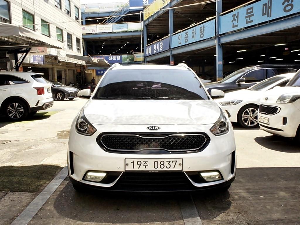 KIA Niro 2017 Blanco - Importación desde Corea - HF Imports Iquique - Foto 1