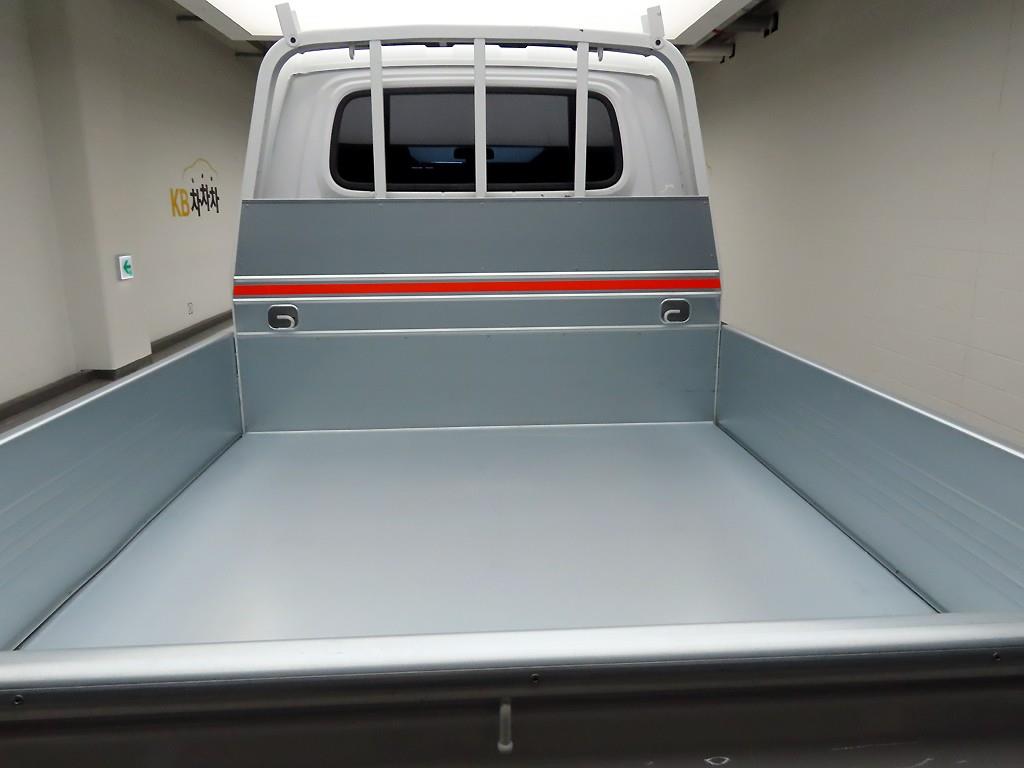 Small Truck Cargo (small) - Vista 5