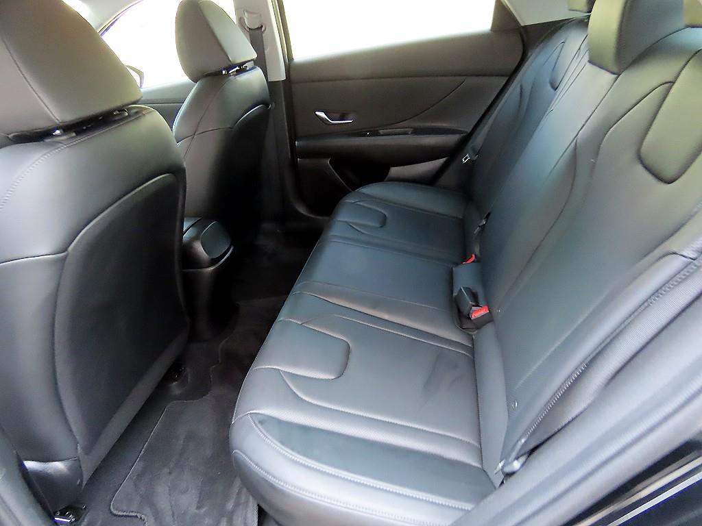 HYUNDAI Avante - Vista 6