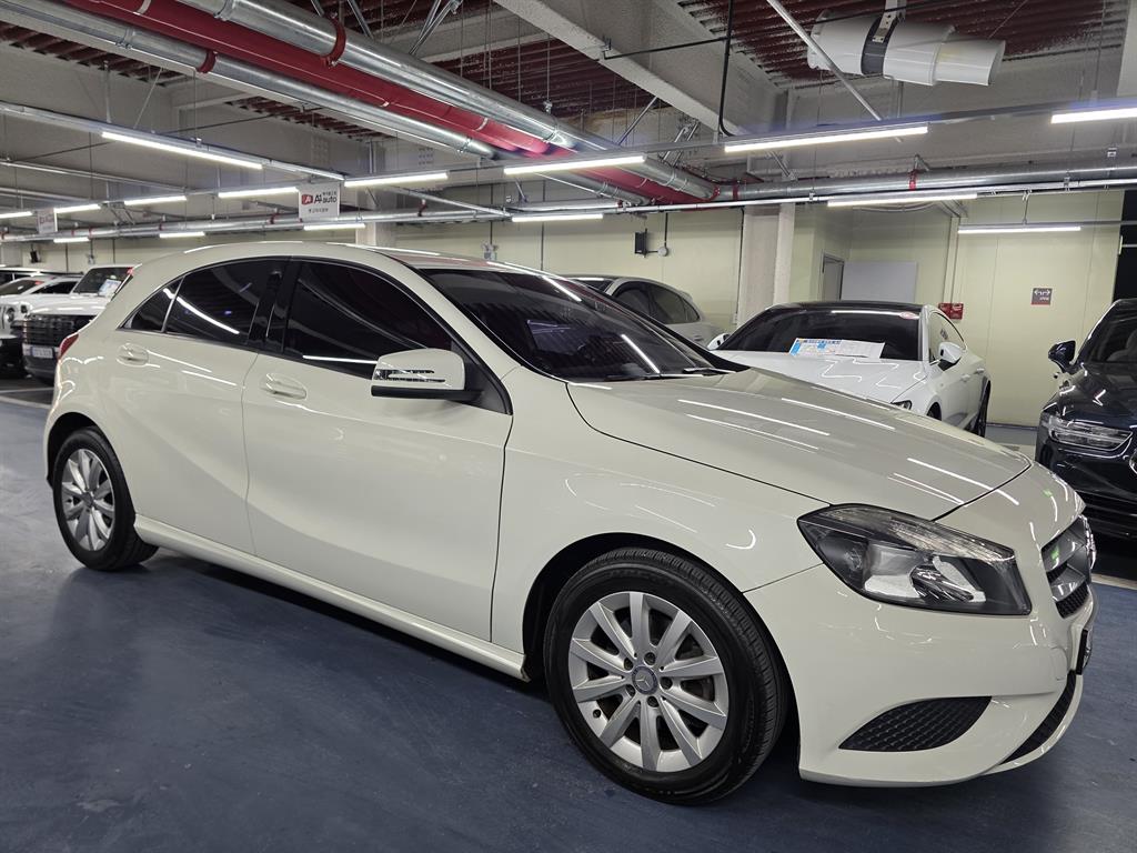 Mercedes Benz A Class - Vista 3