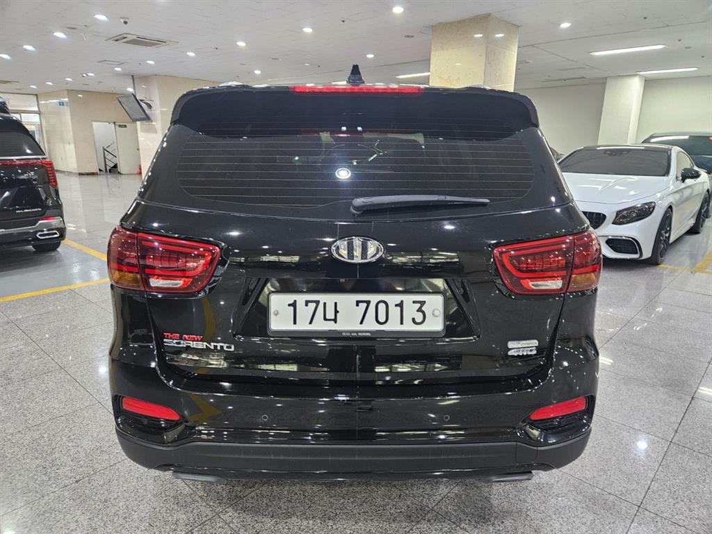 KIA Sorento - Vista 4