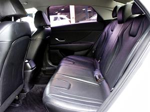 HYUNDAI Avante - Vista 12