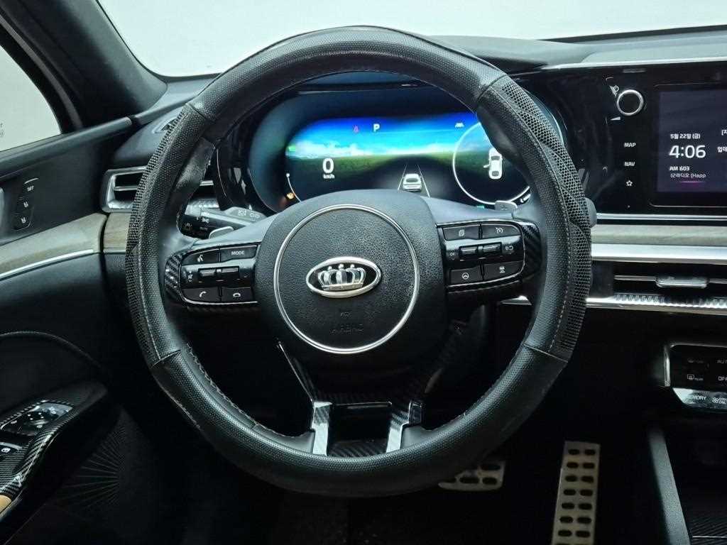 KIA K5 - Vista 9