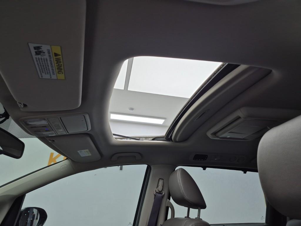 Honda Odyssey 2016 Plateado - Importación desde Corea - HF Imports Iquique - Foto 13