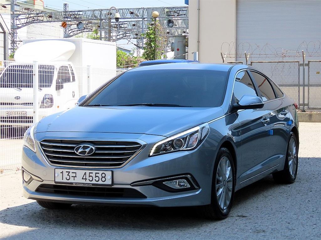 HYUNDAI Sonata - Vista 2