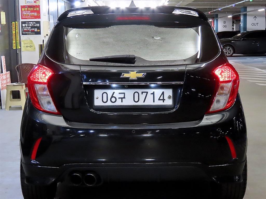 Chevrolet Spark - Vista 5