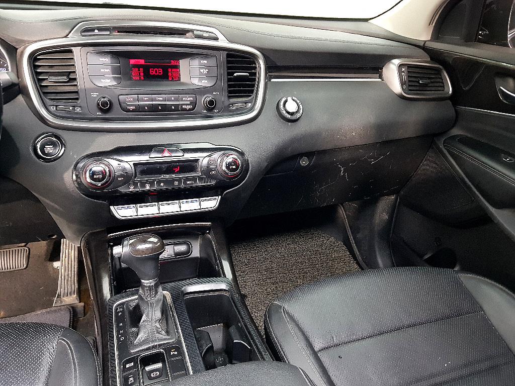KIA Sorento - Vista 10