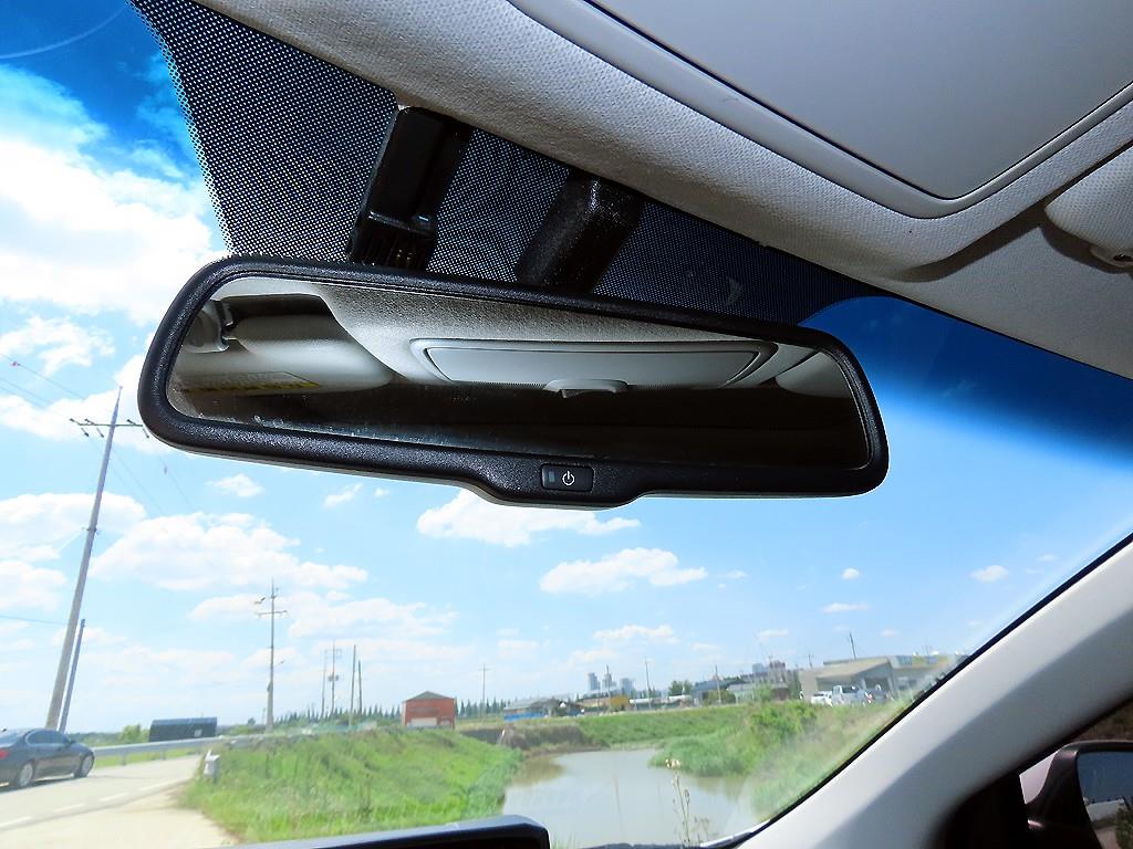 HYUNDAI Avante - Vista 12