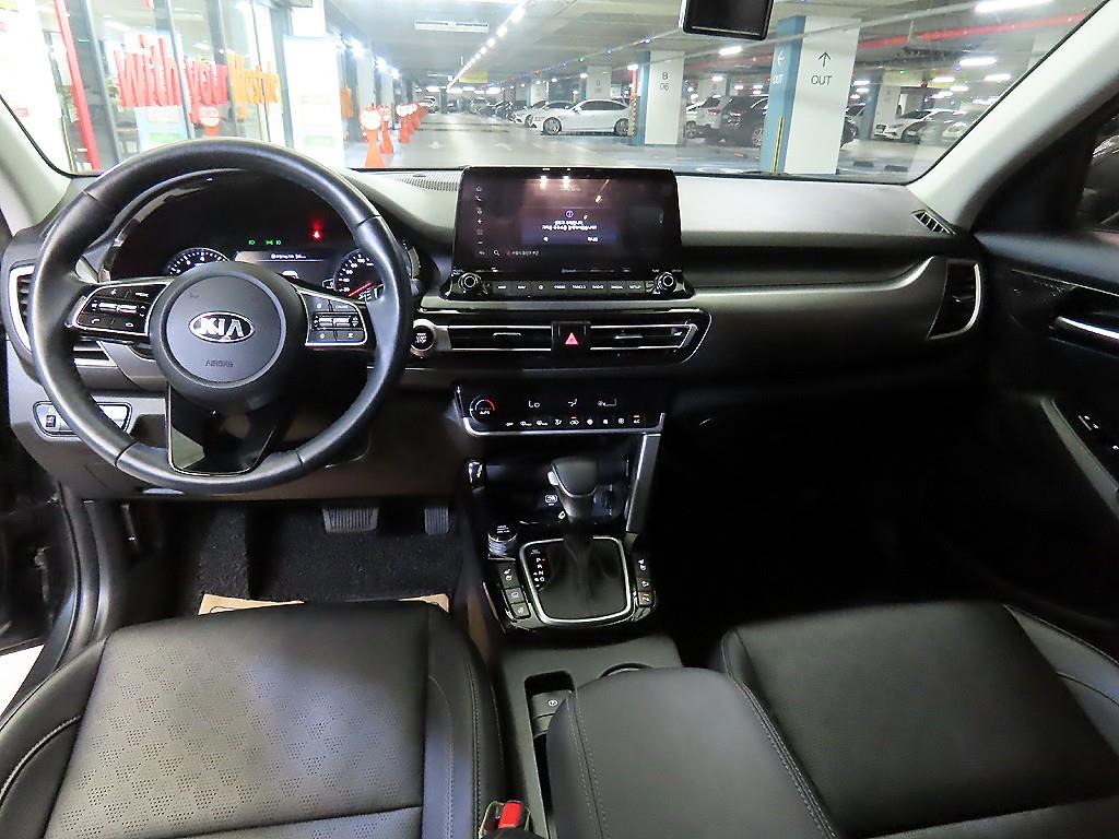KIA Seltos - Vista 10