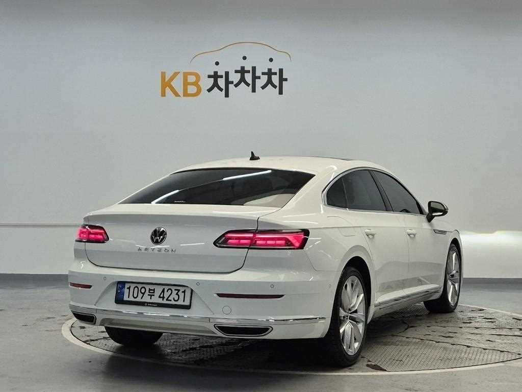 Volkswagen Arteon - Vista 3