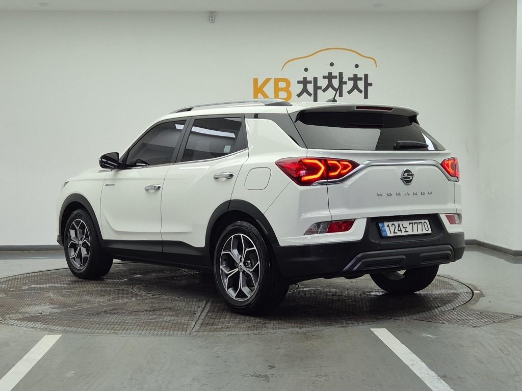 Ssangyong Korando - Vista 3