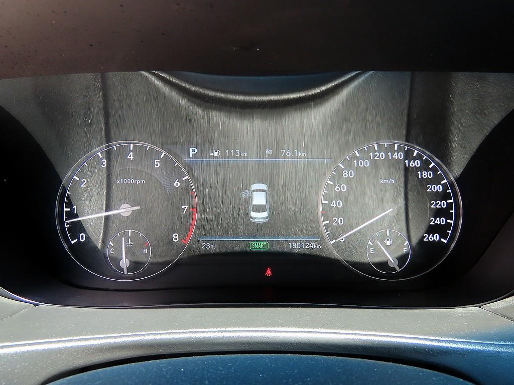 Genesis EQ900 - Vista 9